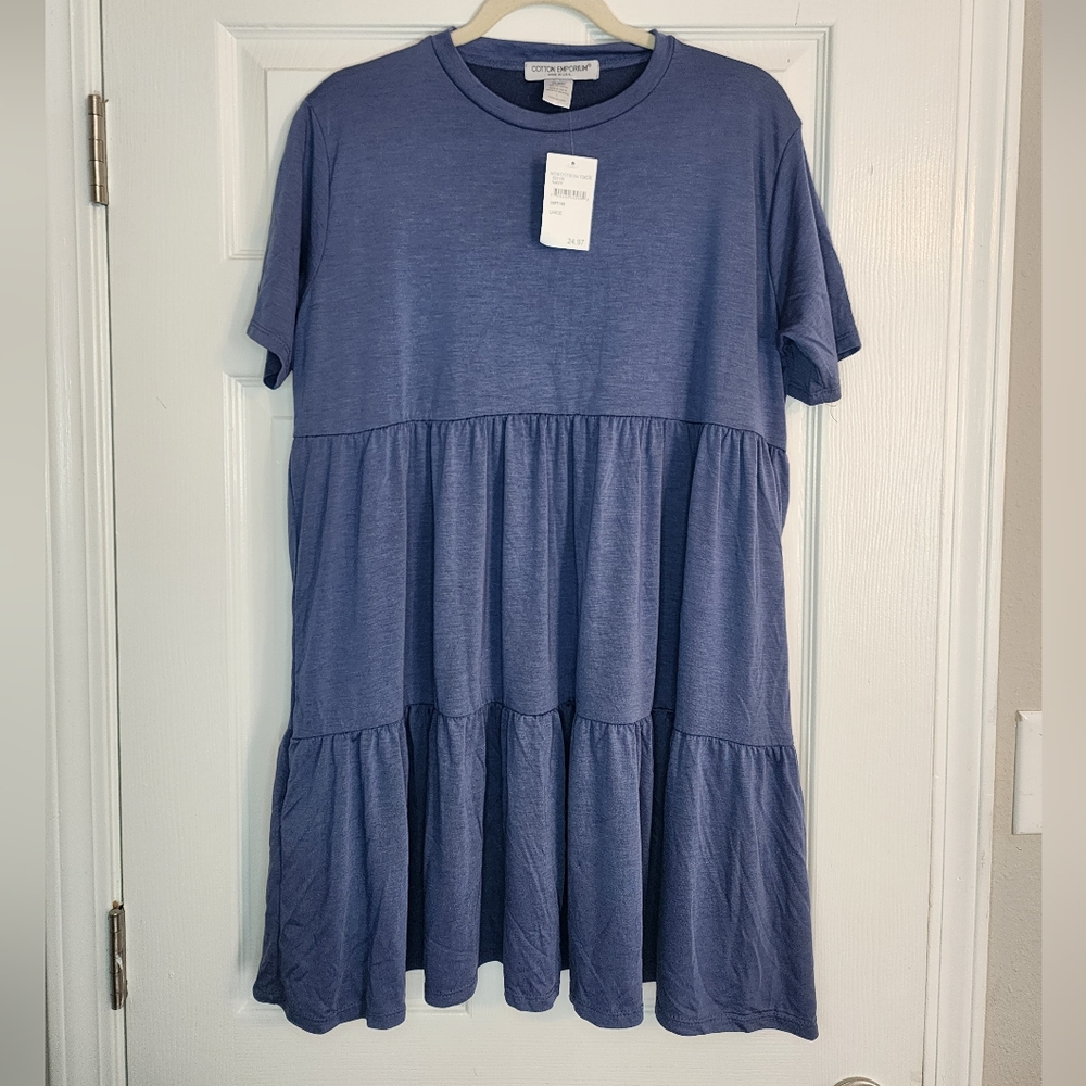 NWT blue tiered shirt sleeve dress